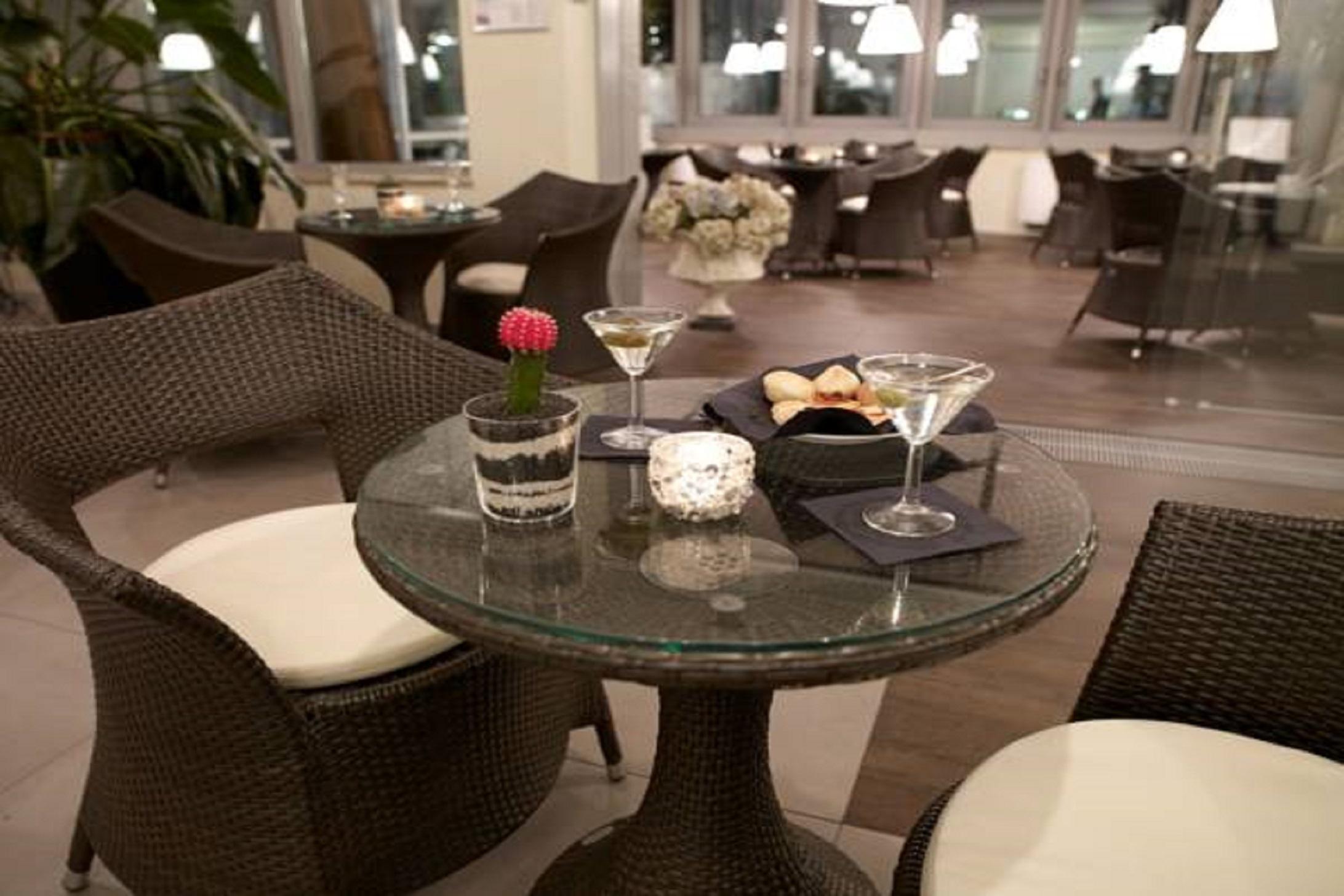 Hotel Montini Linate Airport Пескиера Боромео Екстериор снимка