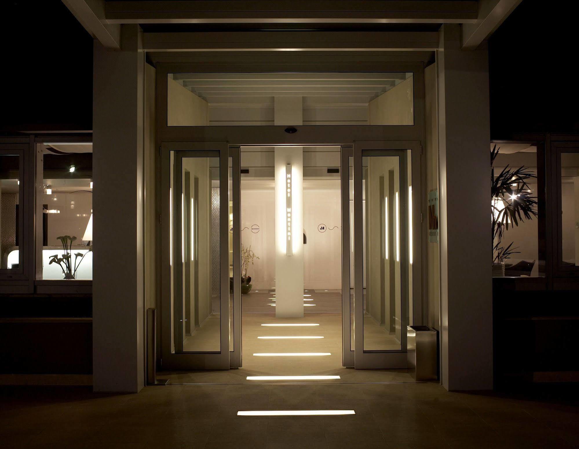 Hotel Montini Linate Airport Пескиера Боромео Екстериор снимка