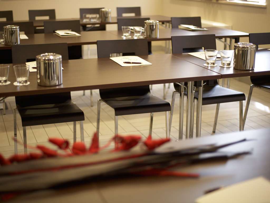 Hotel Montini Linate Airport Пескиера Боромео Съоръжения снимка